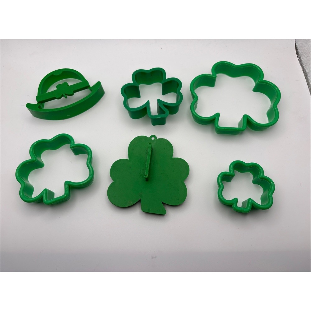Hallmark Amsco Plastic Cookie‎ Cutters Set Of 6 St Patrick's Day Shamrock Hat